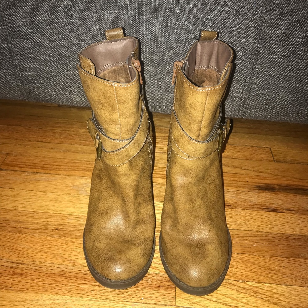 Brown booties - Picture 4 of 5